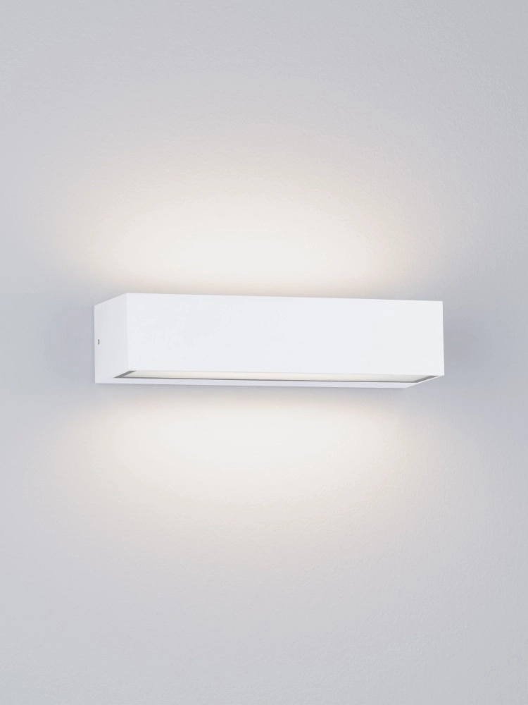 Strakke wandlamp Lane wit 22cm - 21W Lyora 5212017496775