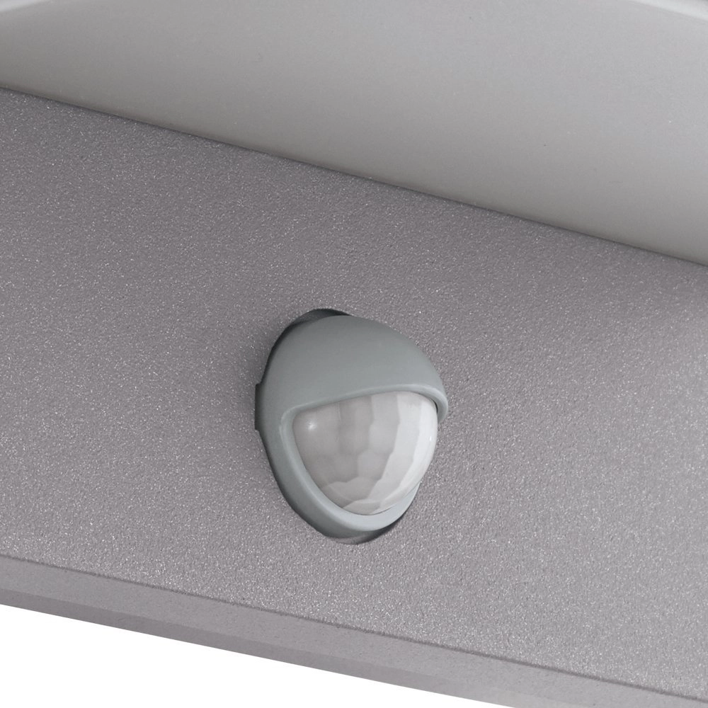 Ledspot Azzinano met beweginssensor Eglo 9002759971595