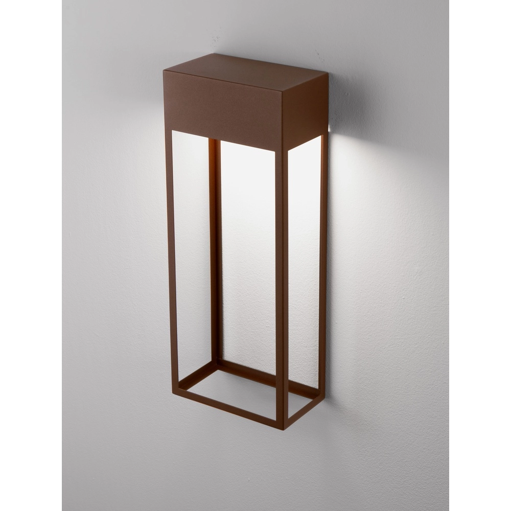 Strakke wandlamp Moby roestbruin