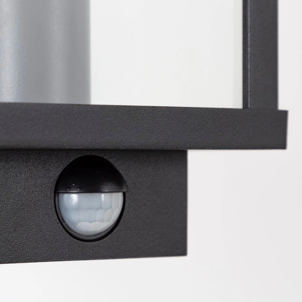 Zwart buitenlamp met sensor Boston KS Verlichting 8714732776806