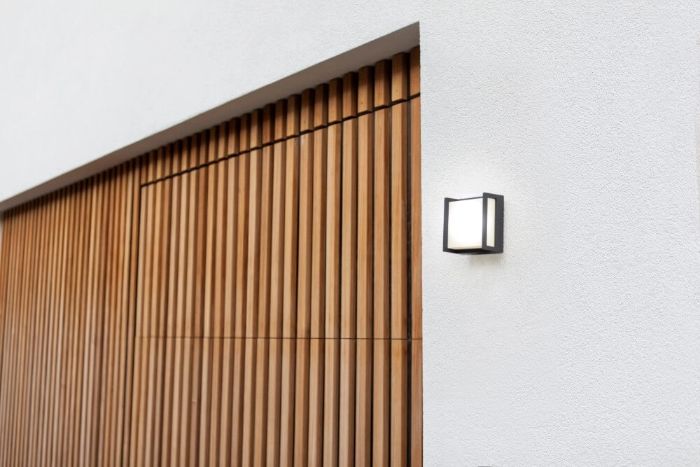 Moderne wandlamp Qubo antraciet Lutec 6939412049786