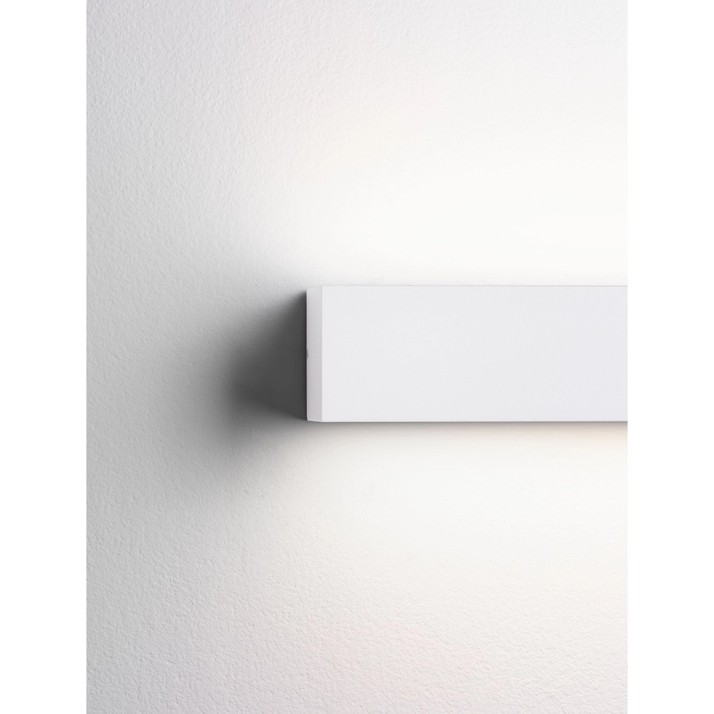 Witte wandlamp Flora design Lyora 5212017453549