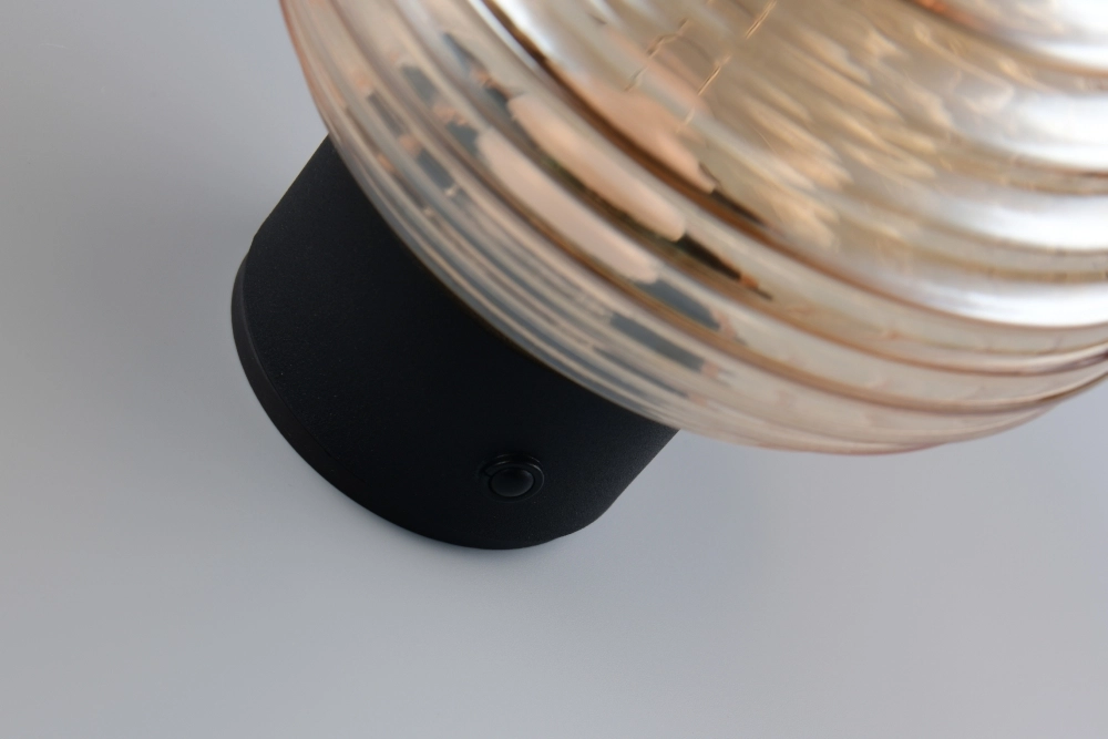 Wandlamp Earl amber glas oplaadbaar Trio 4017807643435