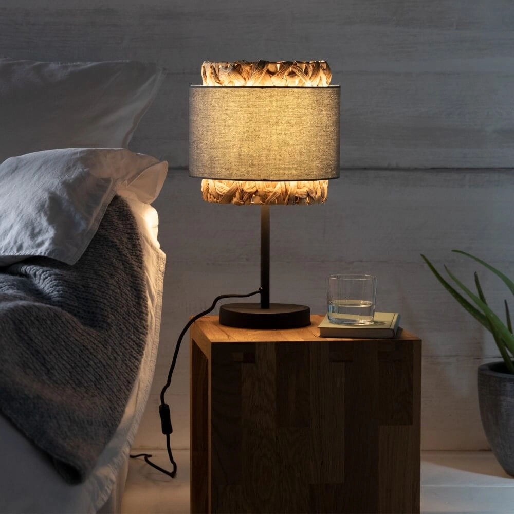 Tafellamp Waterlilly rotan met grijze stof Brilliant 4004353411908