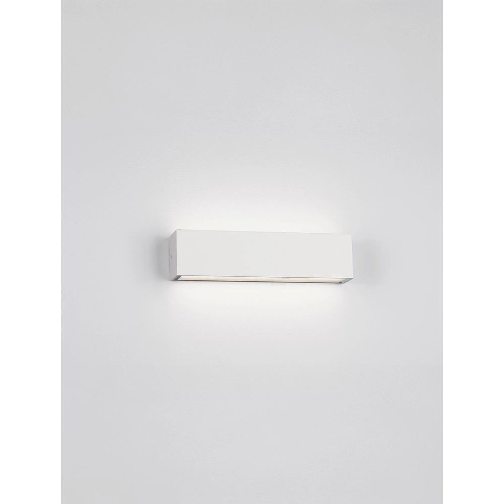 Strakke wandlamp Allure wit 26cm