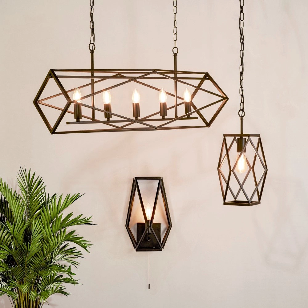 Zwarte wandlamp Chassis Searchlight 5053423159300