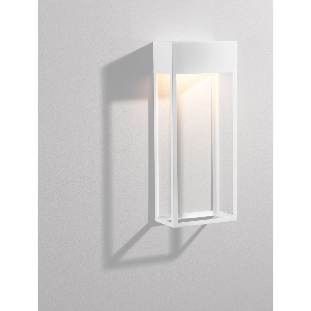 Strakke wandlamp Moby wit Lyora 5212017464958