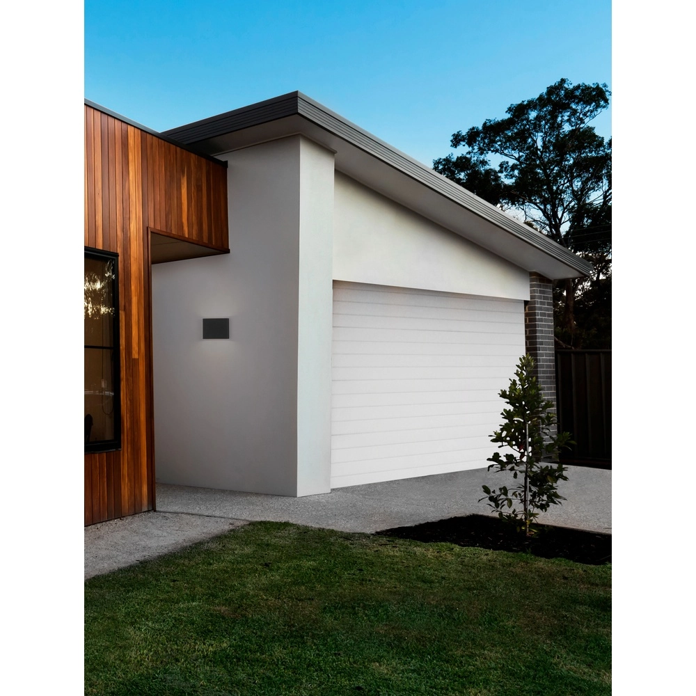 Strakke wandspot Tick up en downlighter zwart Lyora 5212017453631