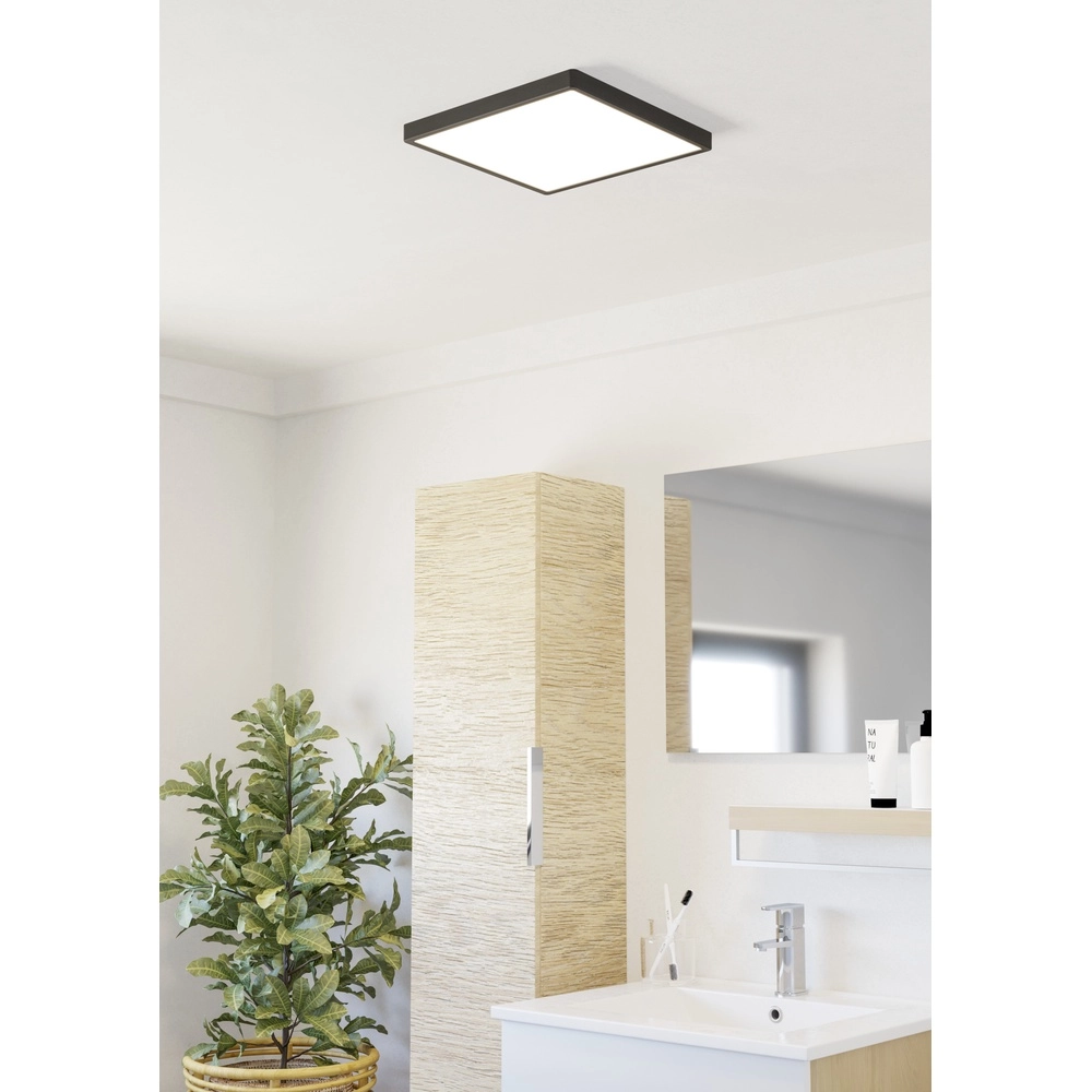 Plafonnière IP44 Fueva 6 vierkant - zwart - 29x29cm Eglo 9008606330355