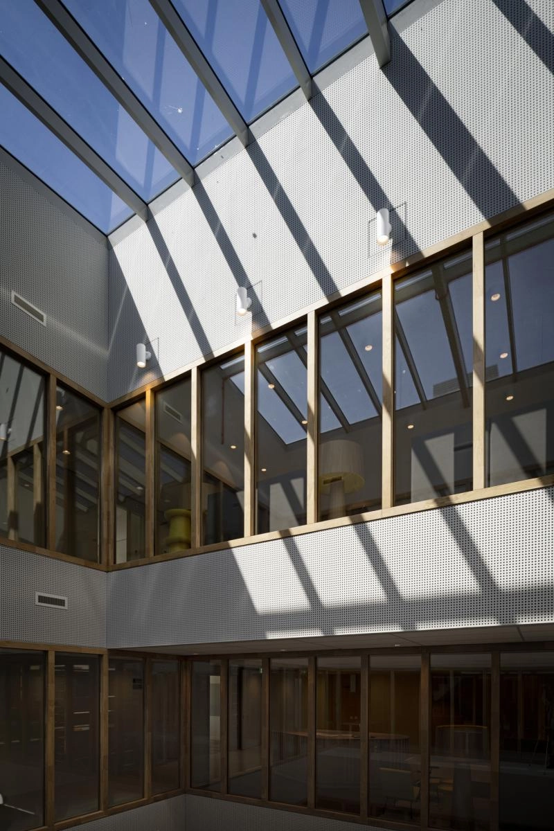 Opbouwspot Numinos XL wit/zwart 3000K - 60gr SLV 4024163257008