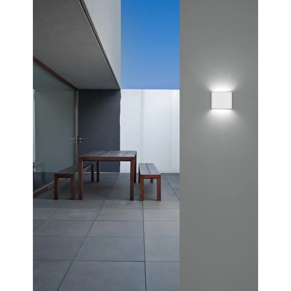 Strakke wandspot Soho S wit