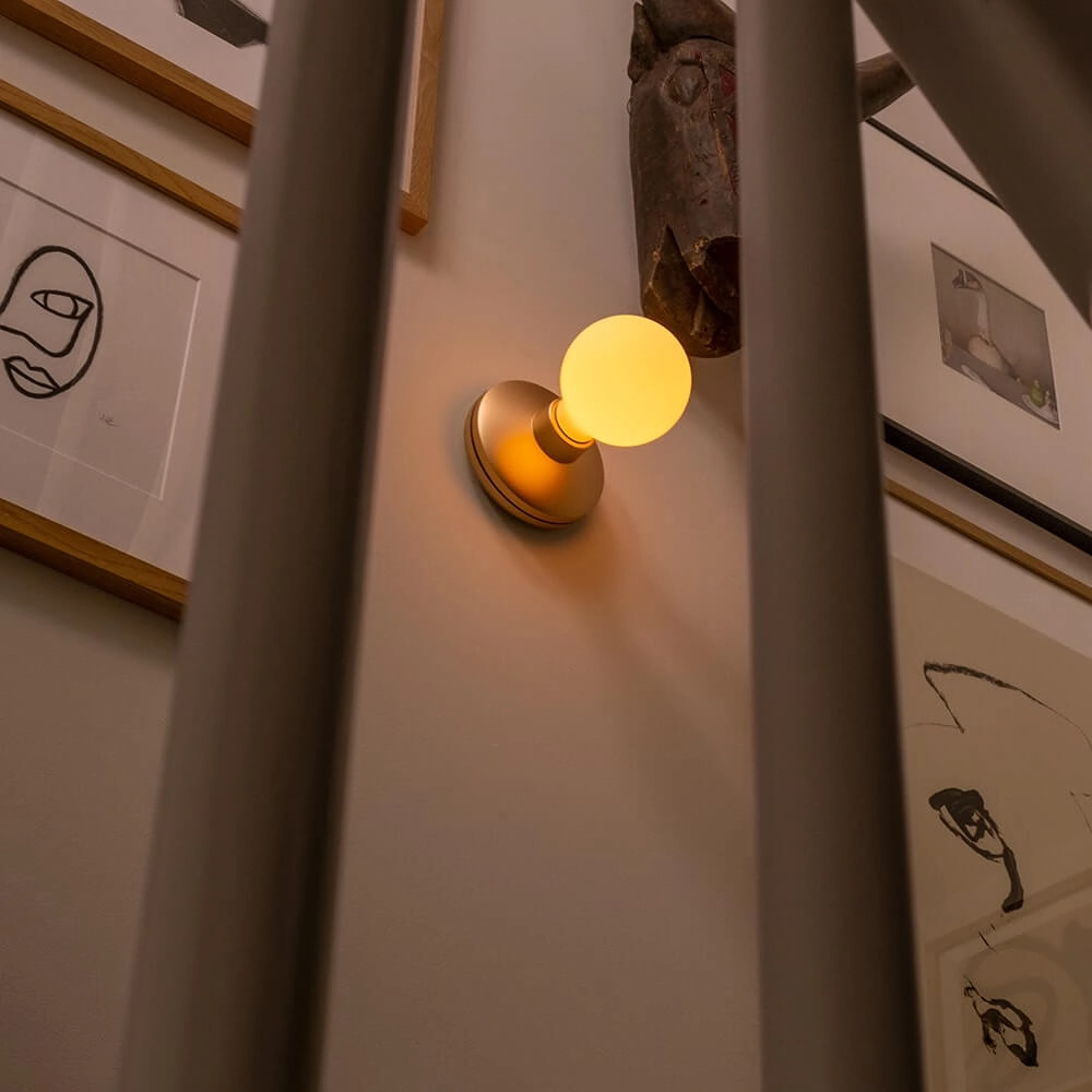 Oplaadbare wandlamp Bee Gold Frosted Humble 7446023299282