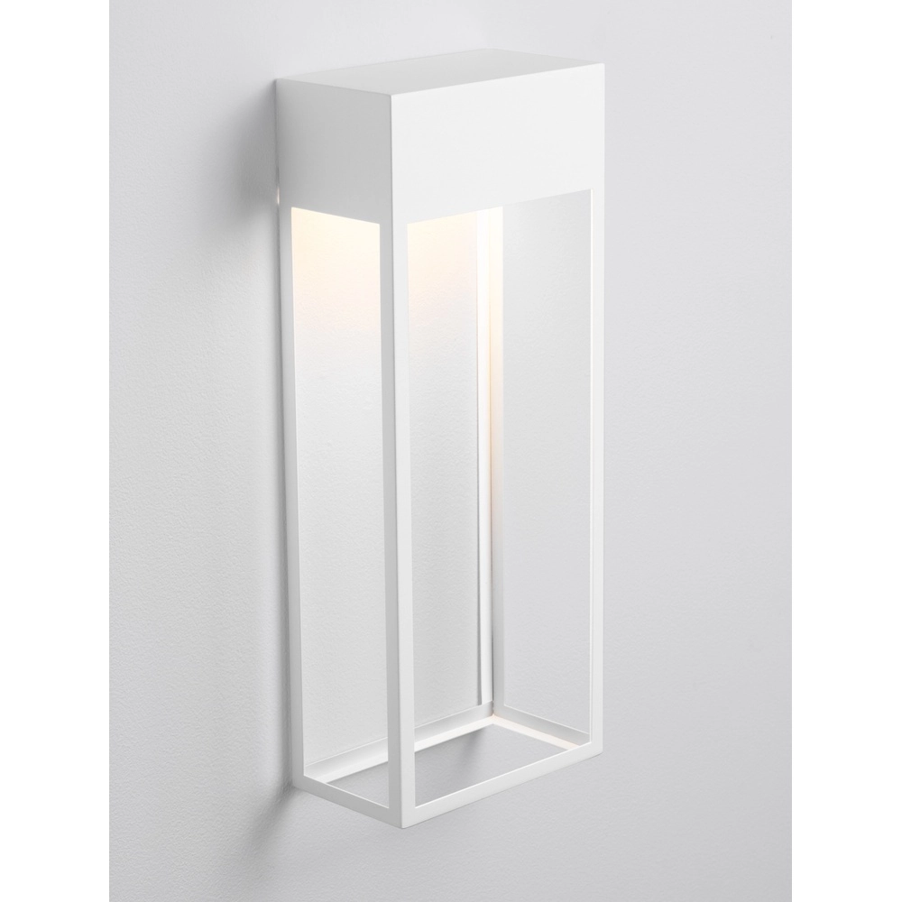 Strakke wandlamp Moby wit