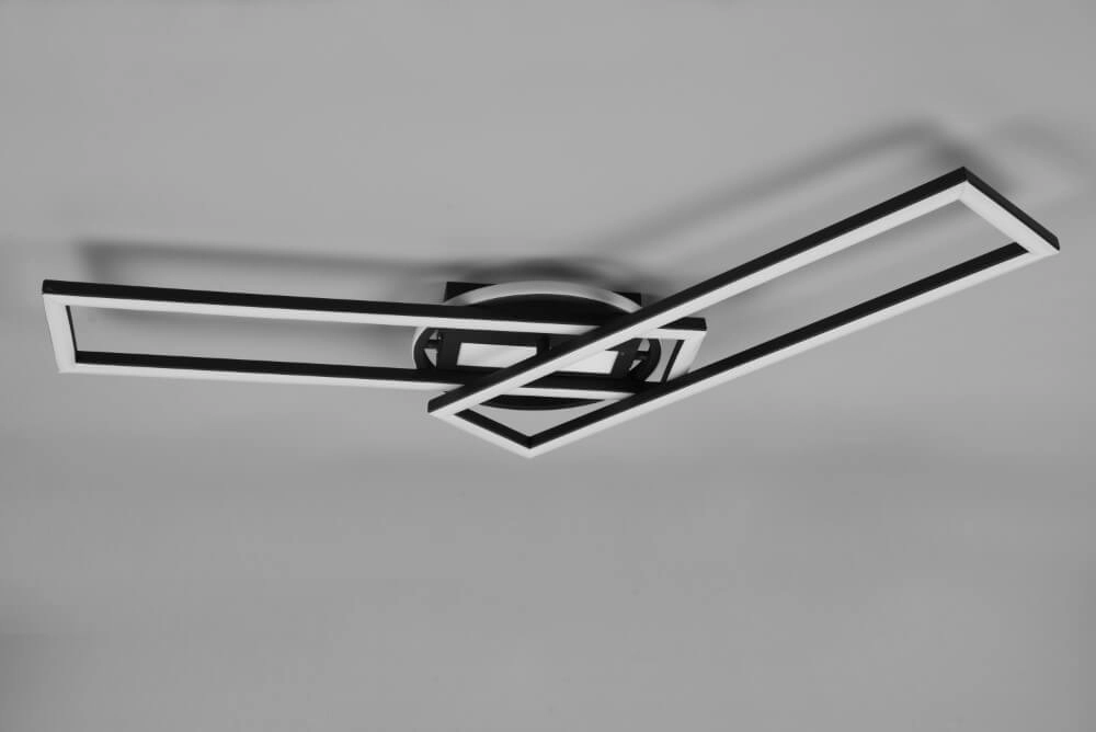 Verstelbare led plafondlamp Twister zwart Trio 4017807540581