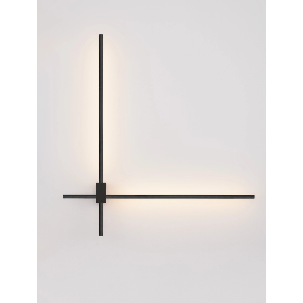 Strakke wandlamp Peak zwart