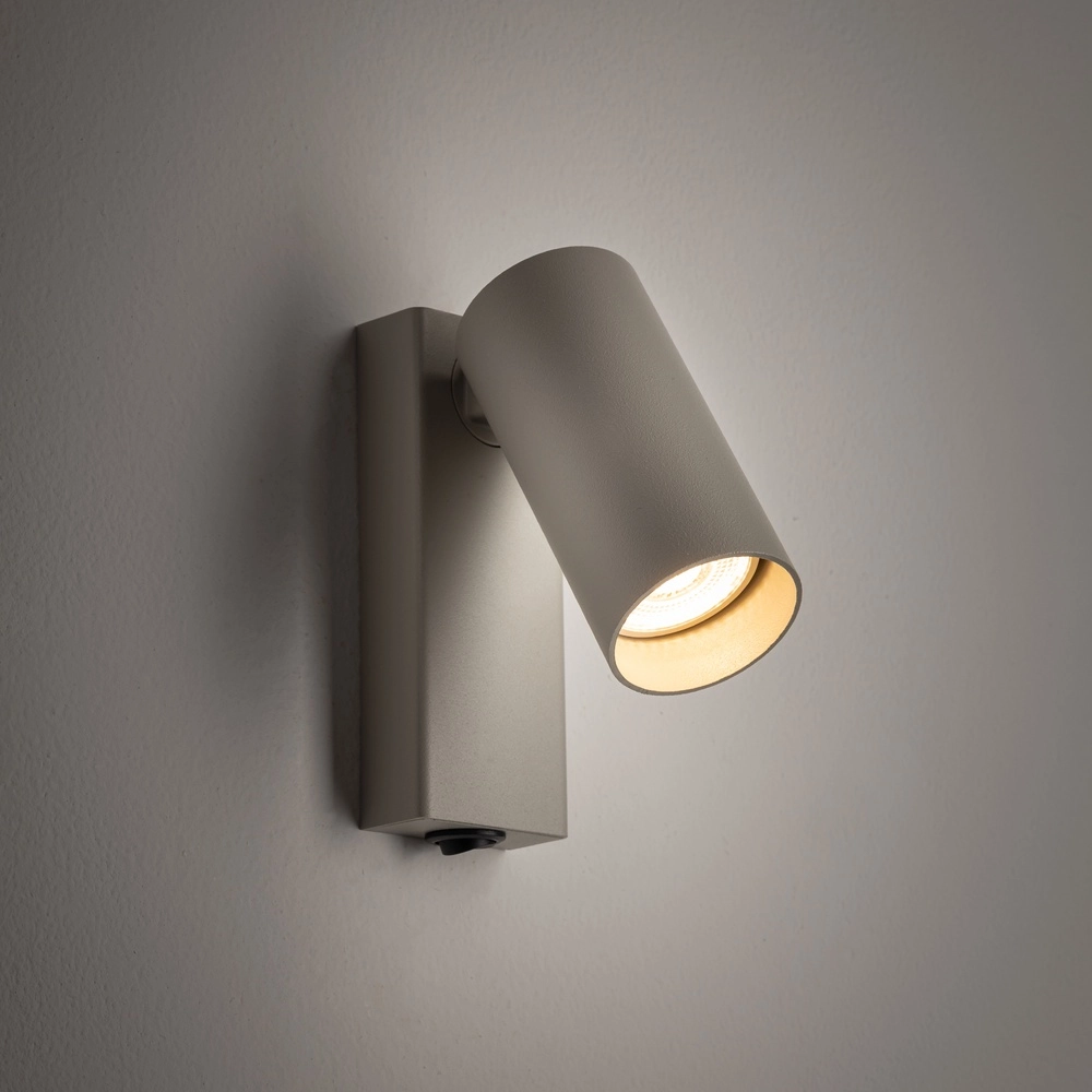 Richtbare spot Fourty met schakelaar - licht grijs Lyora 5903139117654