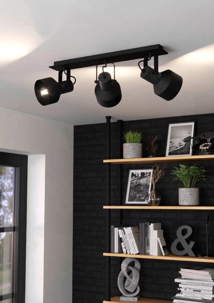 3-lichts zwarte spot Casibare Eglo 9002759995195