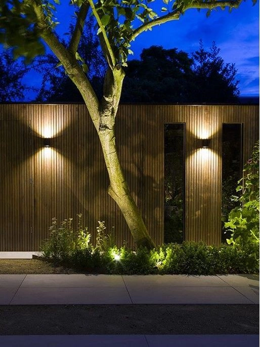 Up - downlighter Halo Up - Down Dark 230 volt In-lite 8717051004315