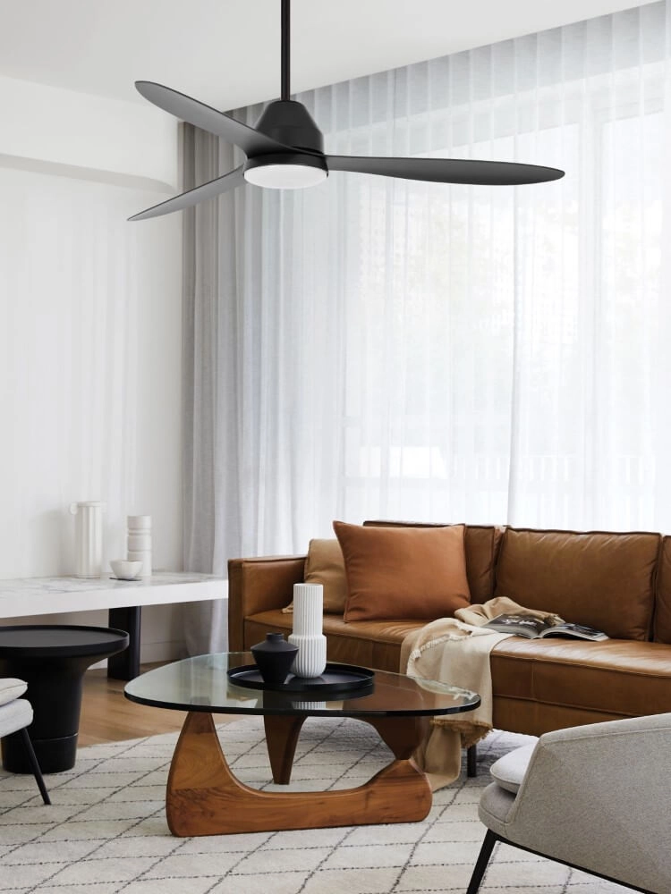 Plafondventilator zwart met lamp Whitehaven Ø 143cm IP55 Beacon 9333509136477