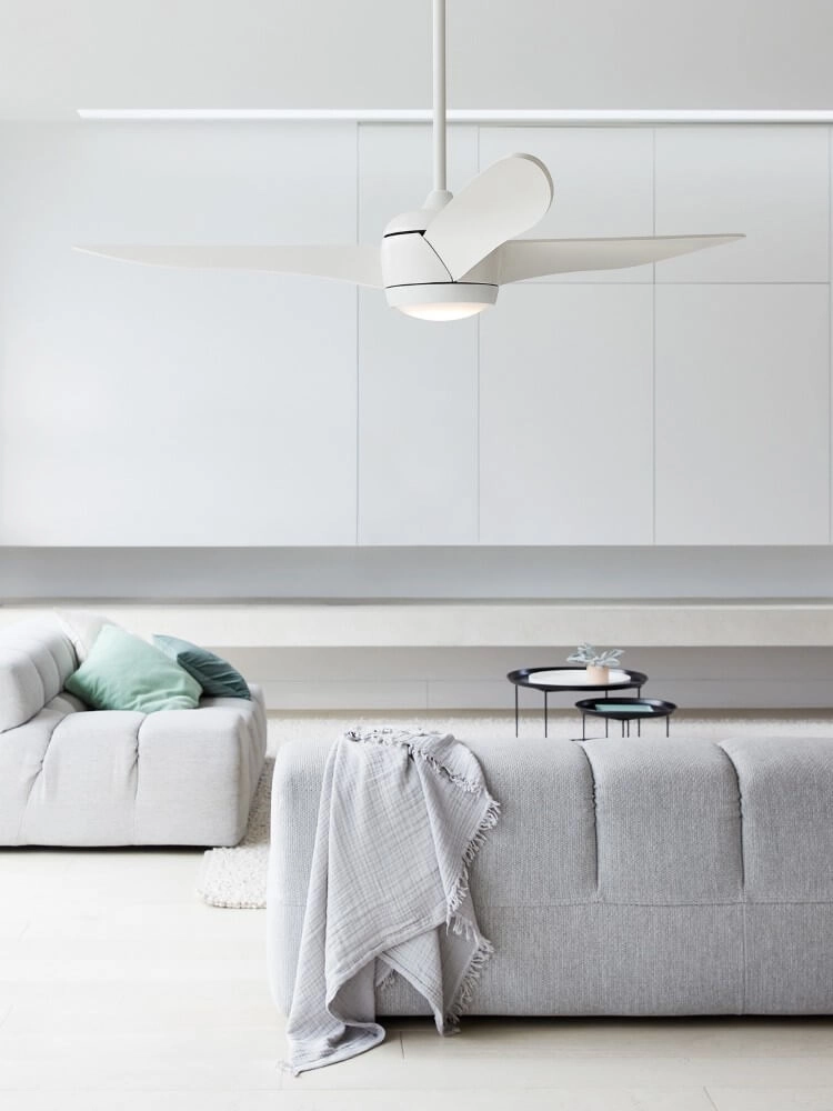 Stille plafondventilator Airfusion Nordic Ø 143cm wit Beacon 9333509134268