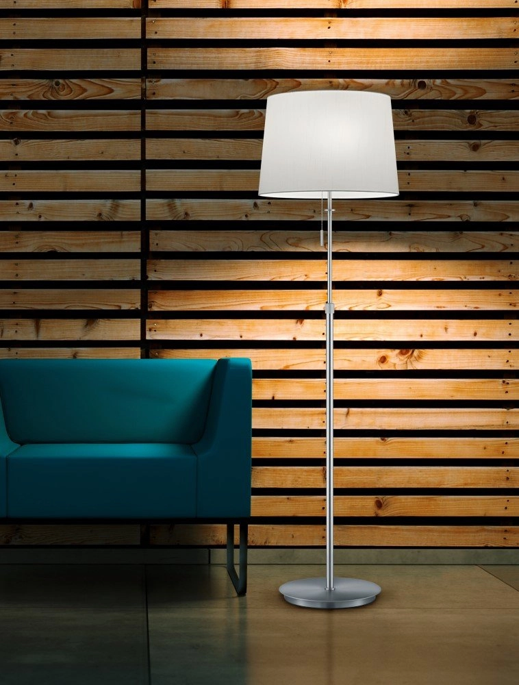 Schemerlamp Lyon 138cm metaalgrijs Trio 4017807389654