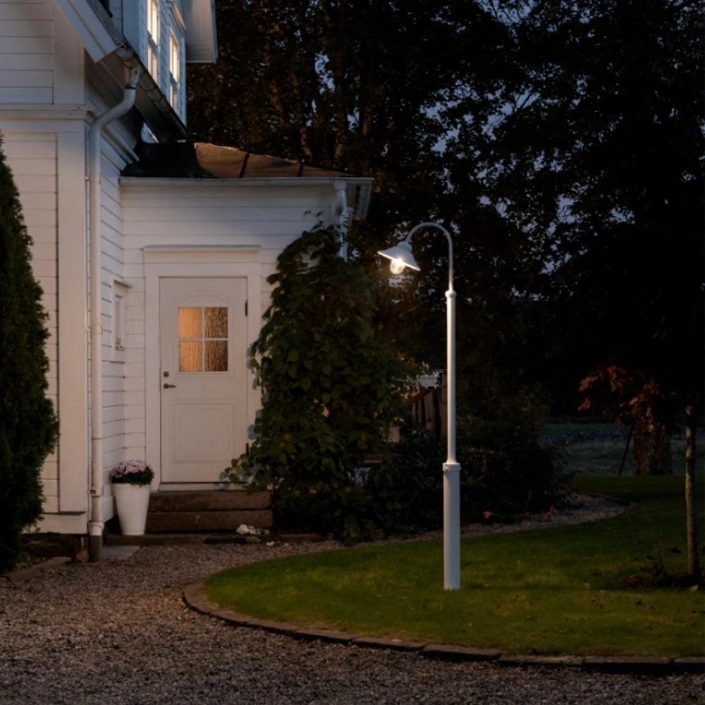 Tuinlantaarn Vega 8w - 3000K - 240cm wit KonstSmide 7318305602502