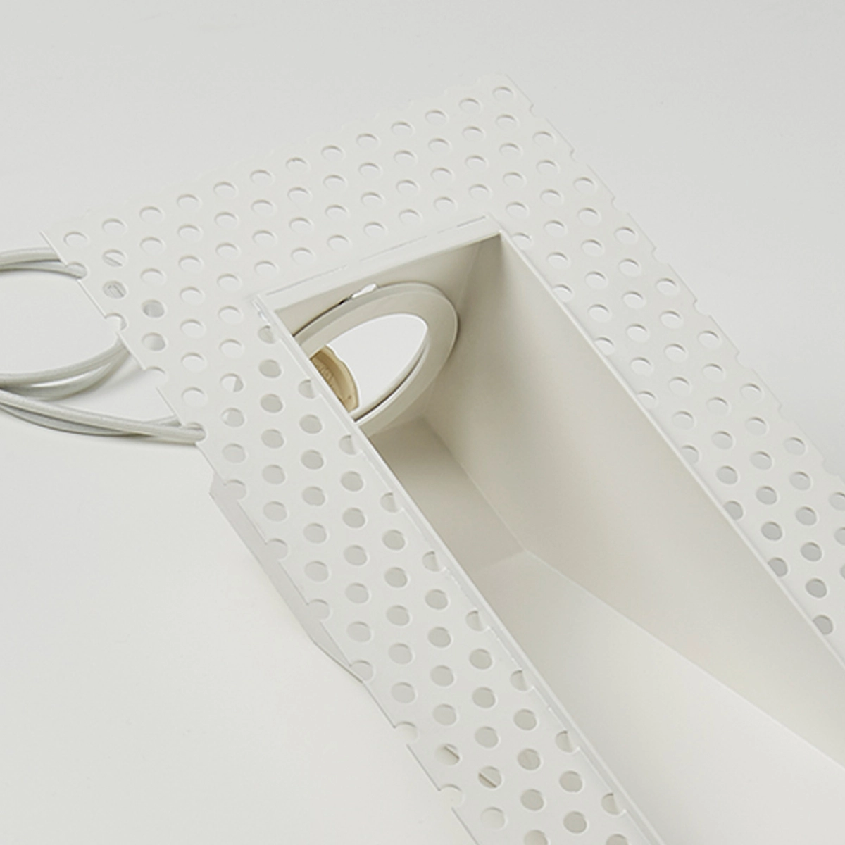 Inbouw wandspot Blanche wit Lyora 5053423308111