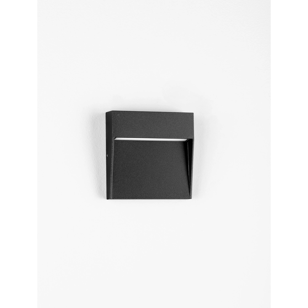Vierkante wandlamp Toby design zwart Lyora 5212017453570