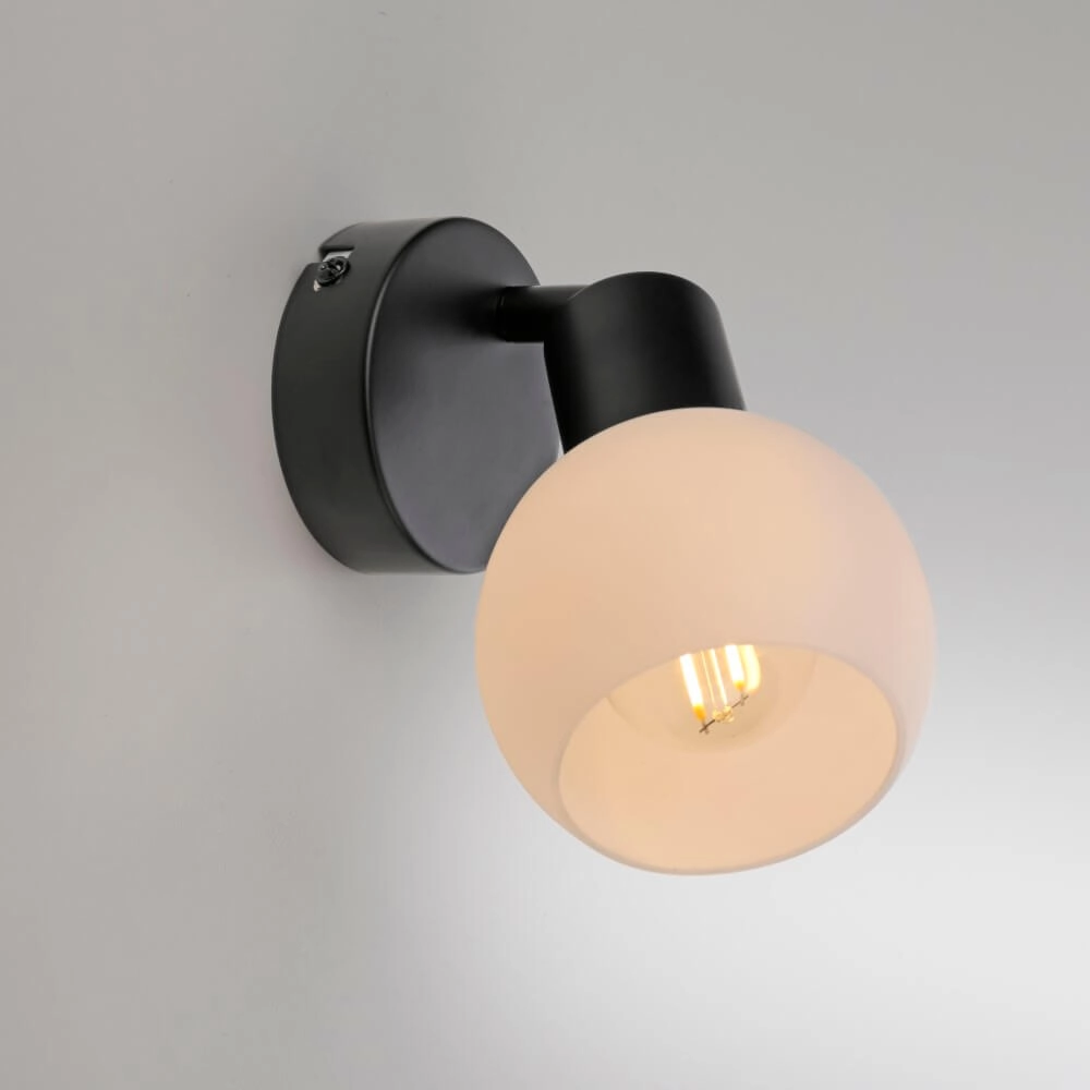 Zwarte wandlamp Loki 1-lichts Just Light 4043689000752