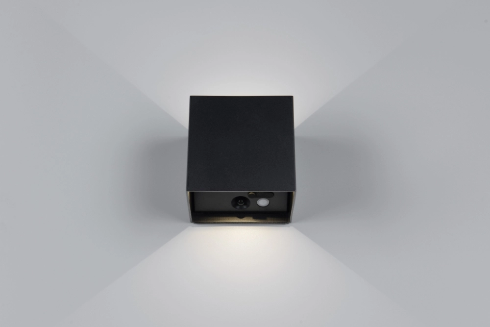 Wandlamp oplaadbaar Genie zwart met sensor Trio 4017807636376