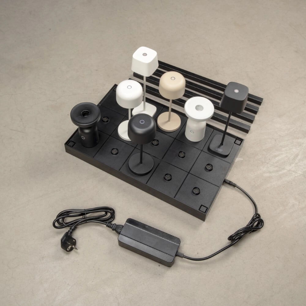 Zwart Oplaadpaneel voor 15 tafellampjes KonstSmide 7318307836752