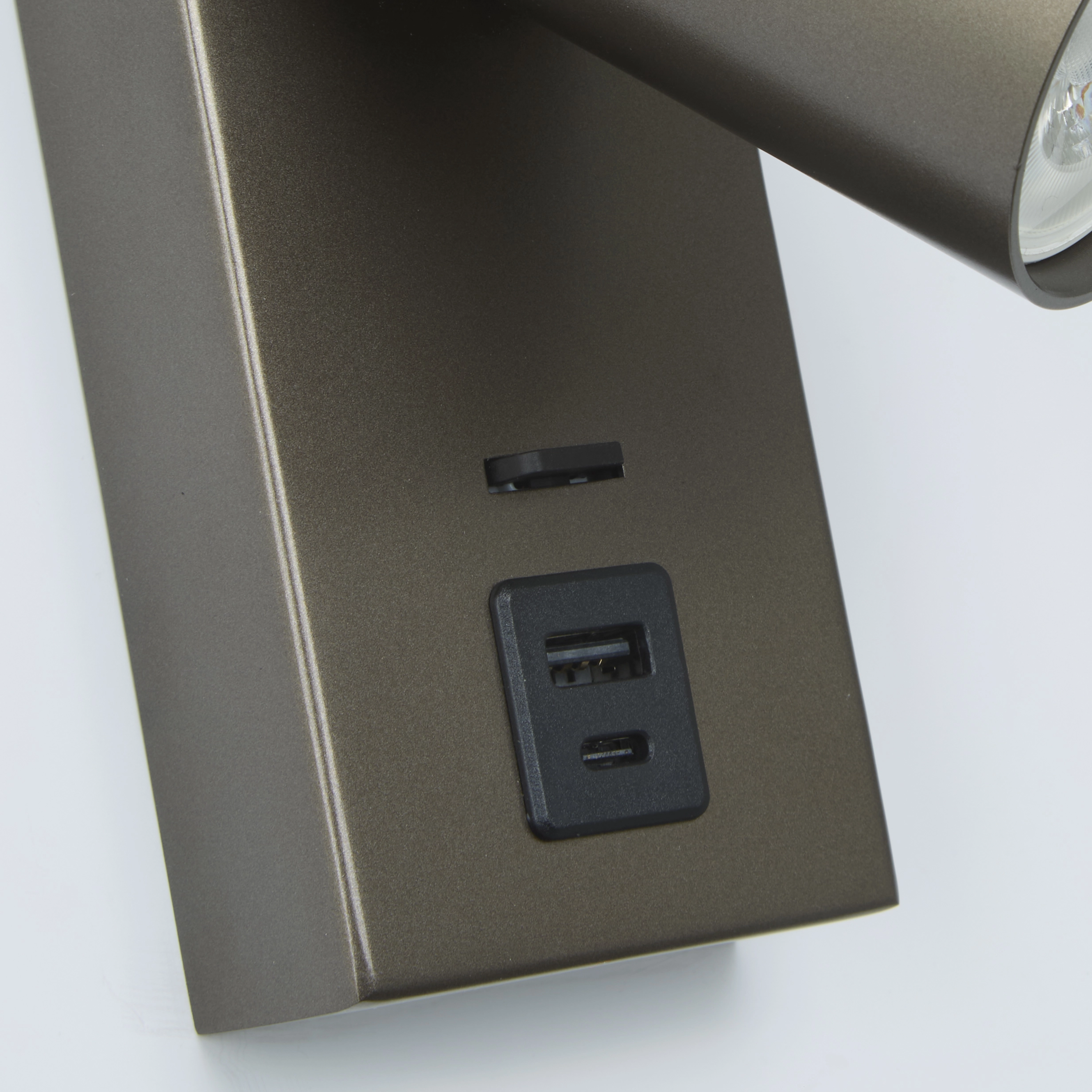Bedlampje Moon 1 brons met usb Lyora 5053423311760