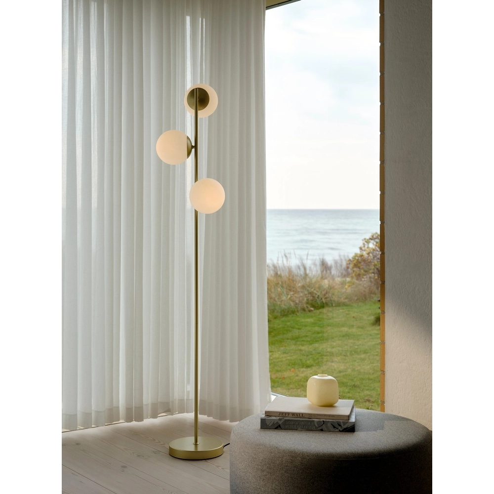 Scandinavische vloerlamp Lilly  goud met wit Nordlux 5704924027444