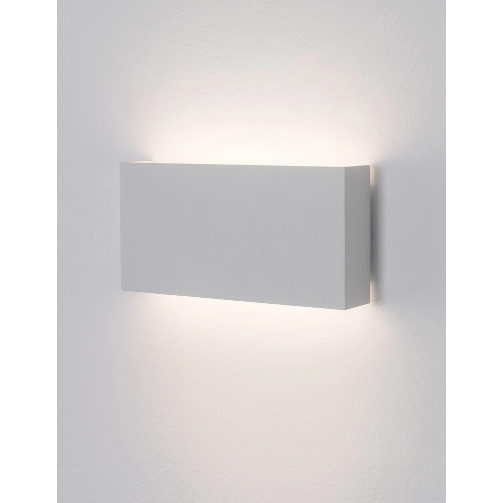 Wandlamp Mile dun design wit