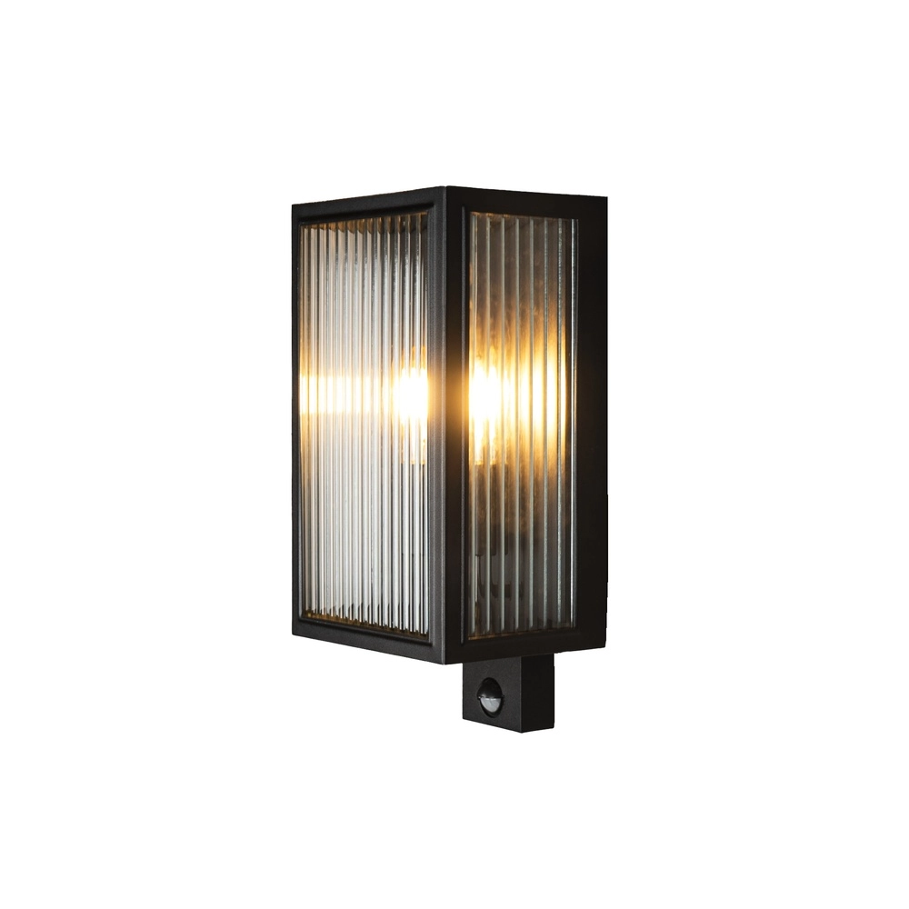Wandlamp Carpi zwart met ribbel glas en sensor