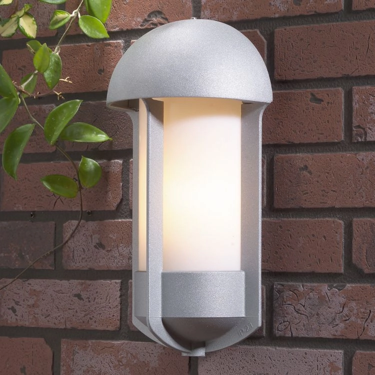 Design wand buitenlamp Tyr mat zilver KonstSmide 7318305103122