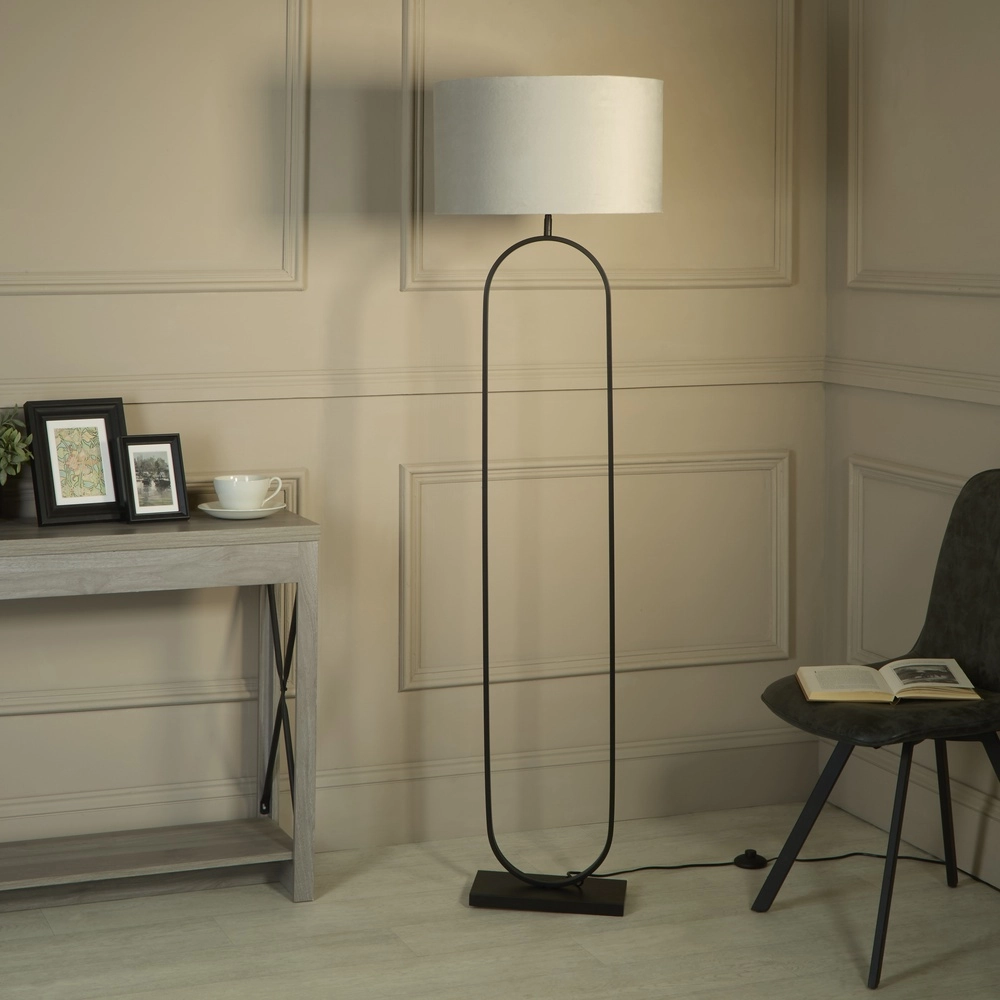 Vloerlamp Modish zwart met grijze kap Searchlight 5053423307565