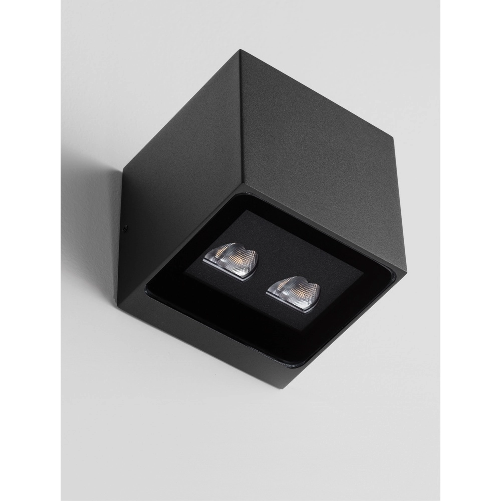 Design opbouwspot Rob zwart Lyora 5212017478610