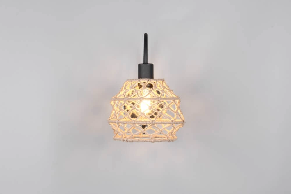 Rotan wandlamp Hive met zwart Trio 4017807637212