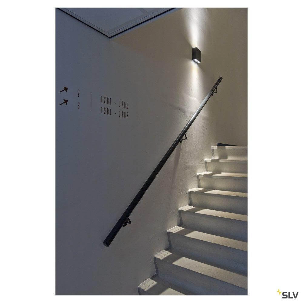 Strakke muurlamp Big Quad zwart SLV 4024163252393