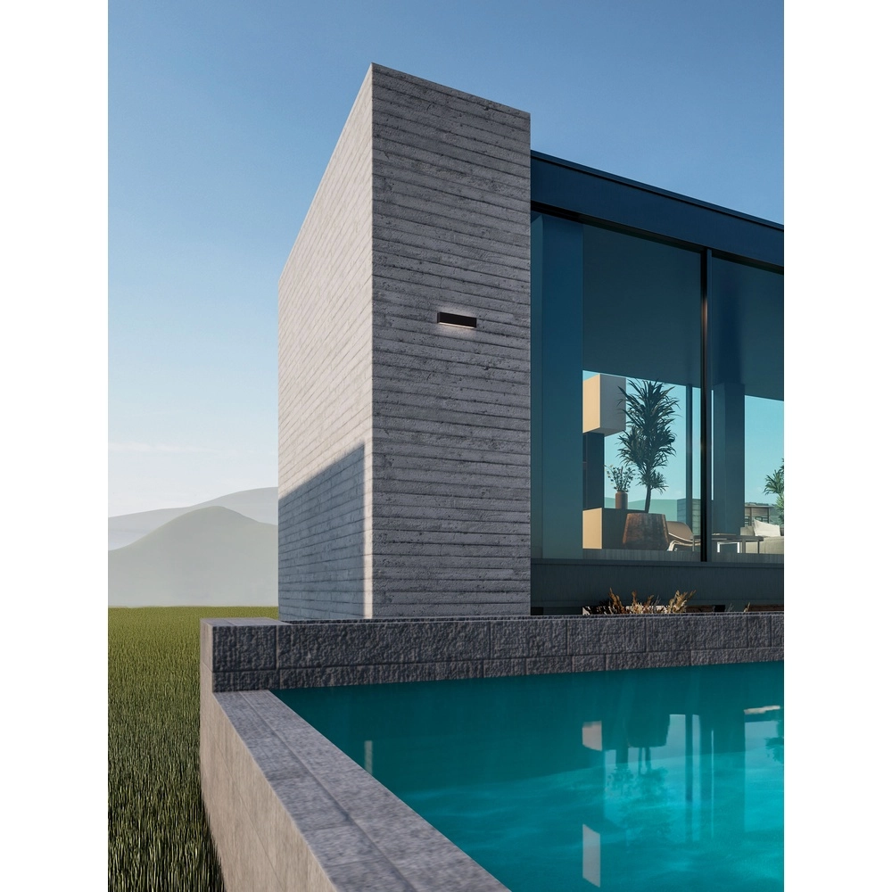 Strakke wandlamp Allure zwart 26cm Lyora 5212017479082