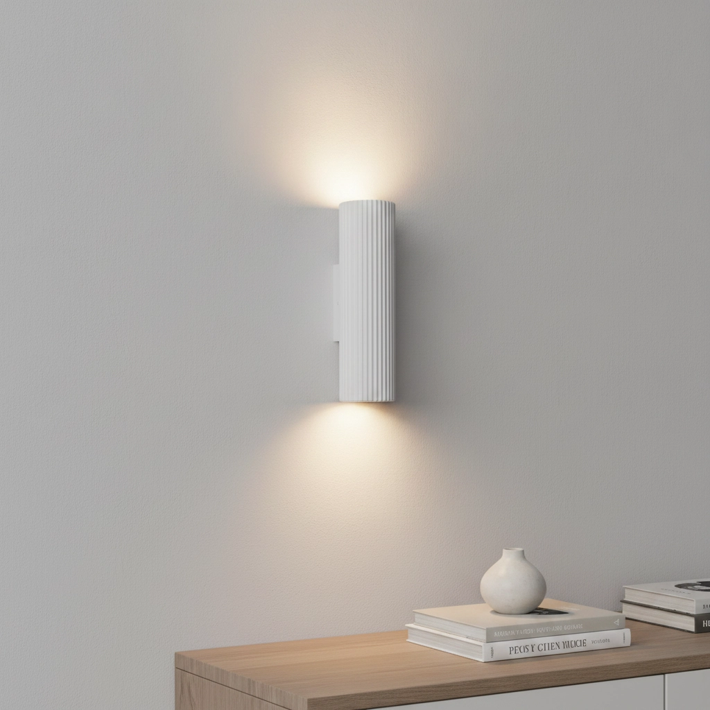Unieke wandlamp Brest wit met ribbels