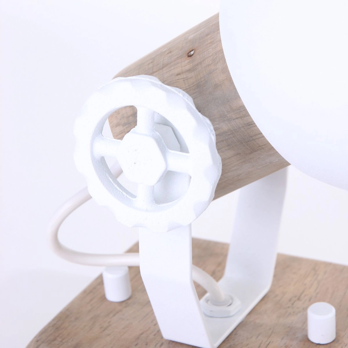 Retro wandlamp Gearwood wit met houtbruin Steinhauer 8712746122725