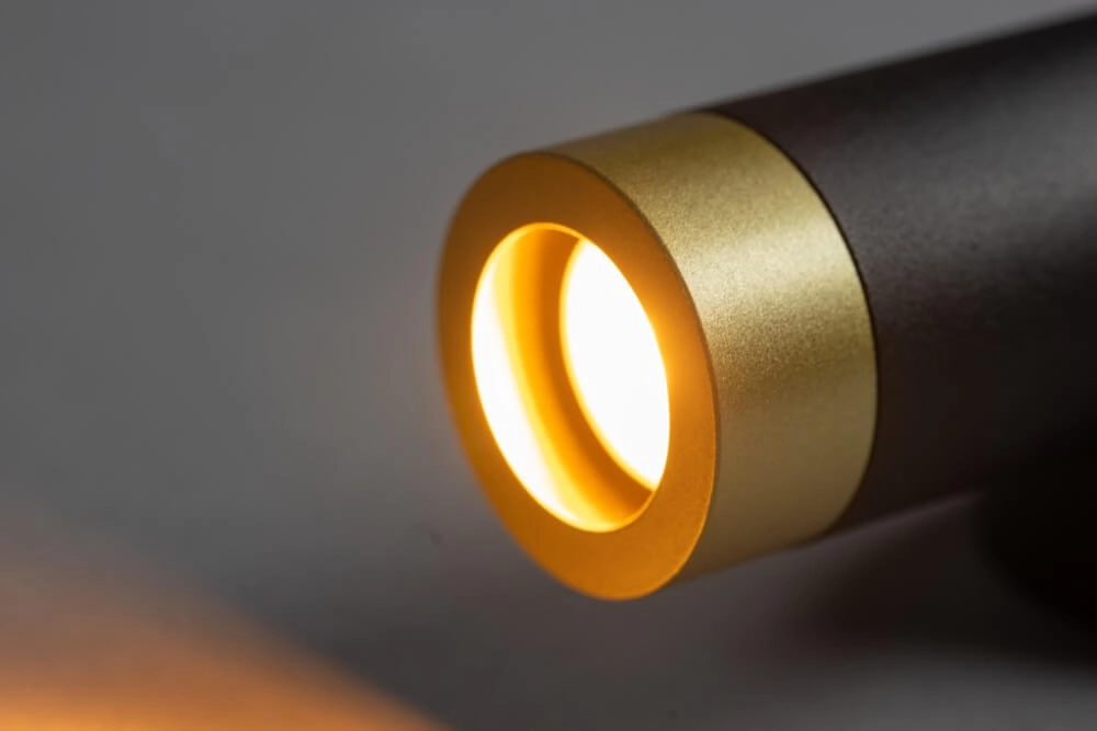 Strak wandlampje Miller ETH 8720195304920