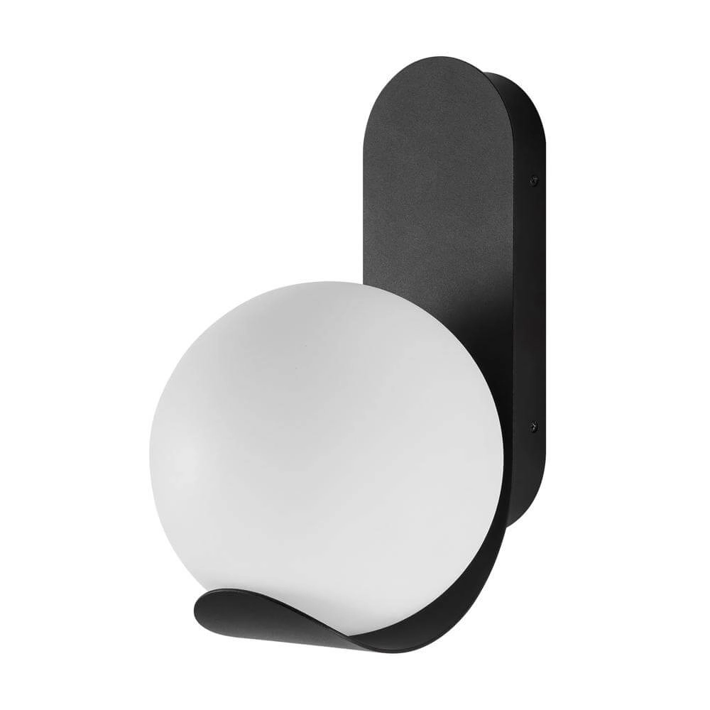 Design buitenlamp Dalius zwart met witte bol Nordlux 5704924017667