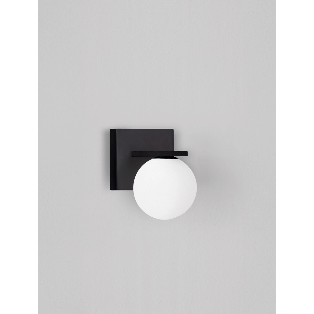 Wandlamp Oracle zwart Lyora 5212017465344