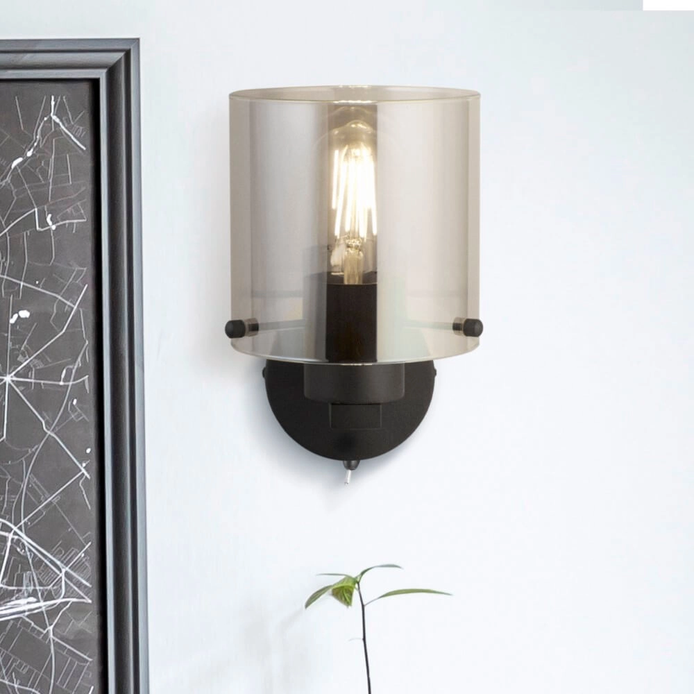 Zwarte wandlamp Sweden design Searchlight 5053423272016