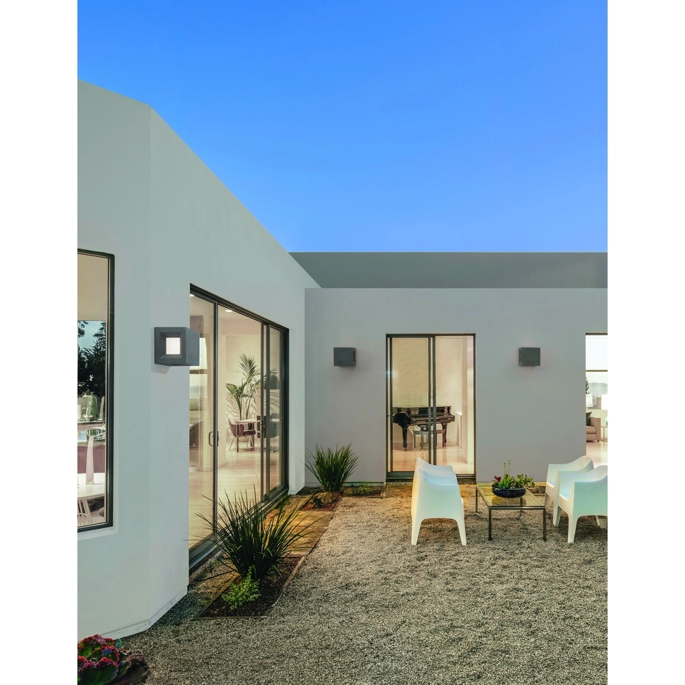 Vierkante wandlamp Castro zwart Lyora 5212017426925