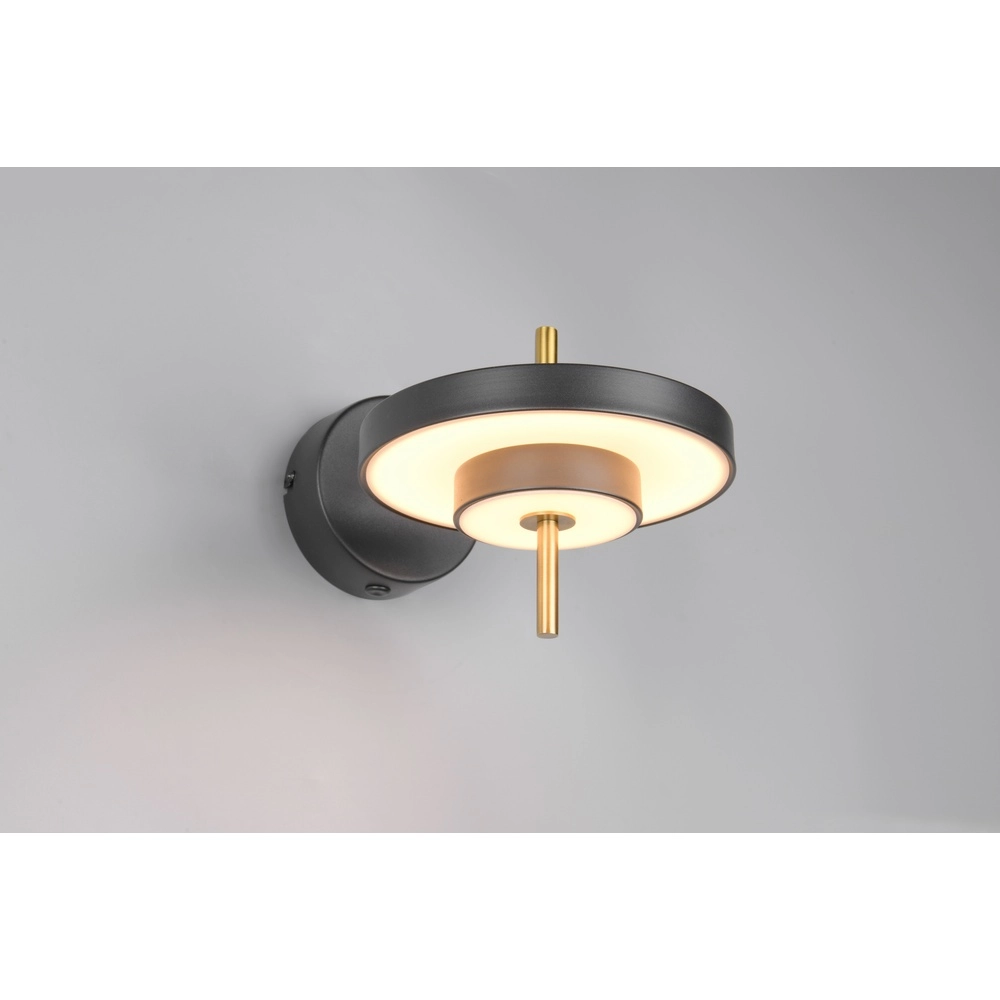 Moderne wandlamp Keaton zwart met goud Trio 4017807655742