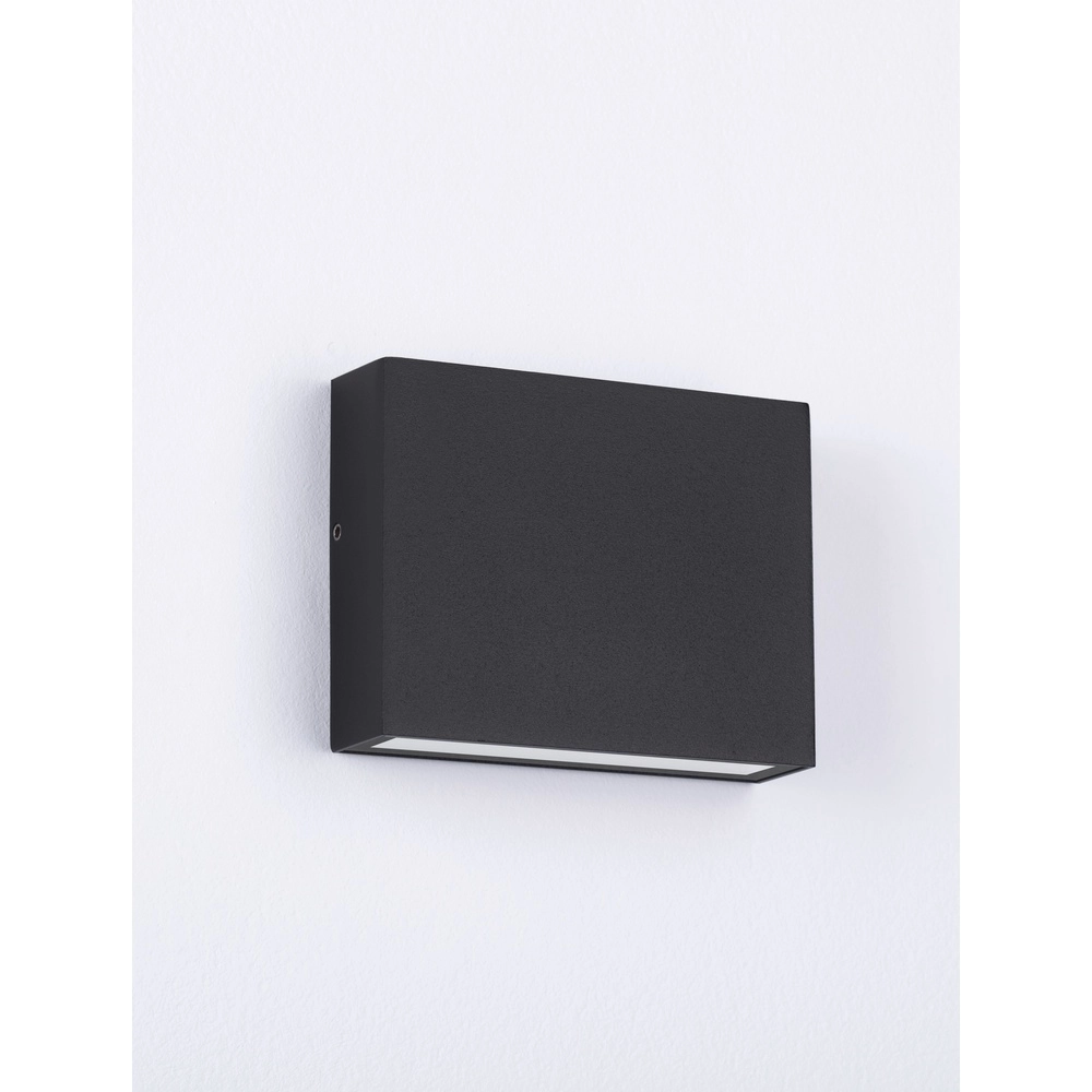 Strakke wandspot Tick downlighter zwart Lyora 5212017453617